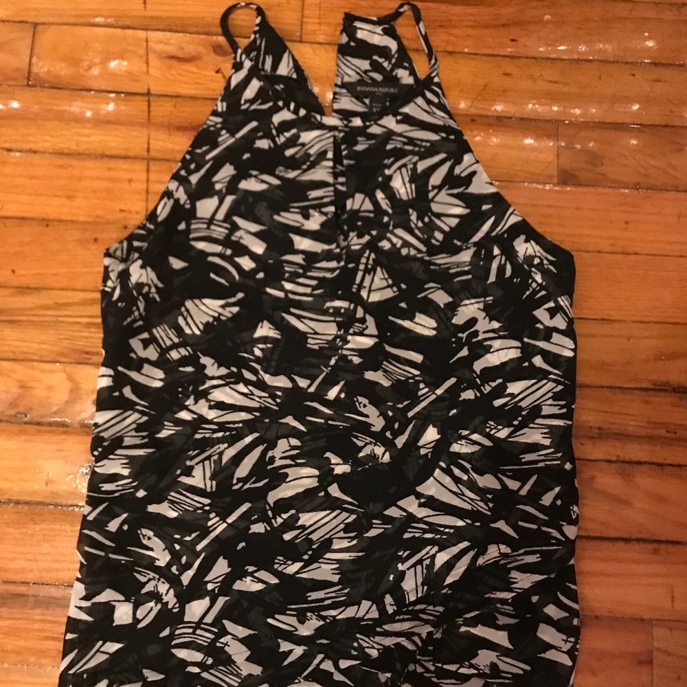 Black and White blouse XS petite